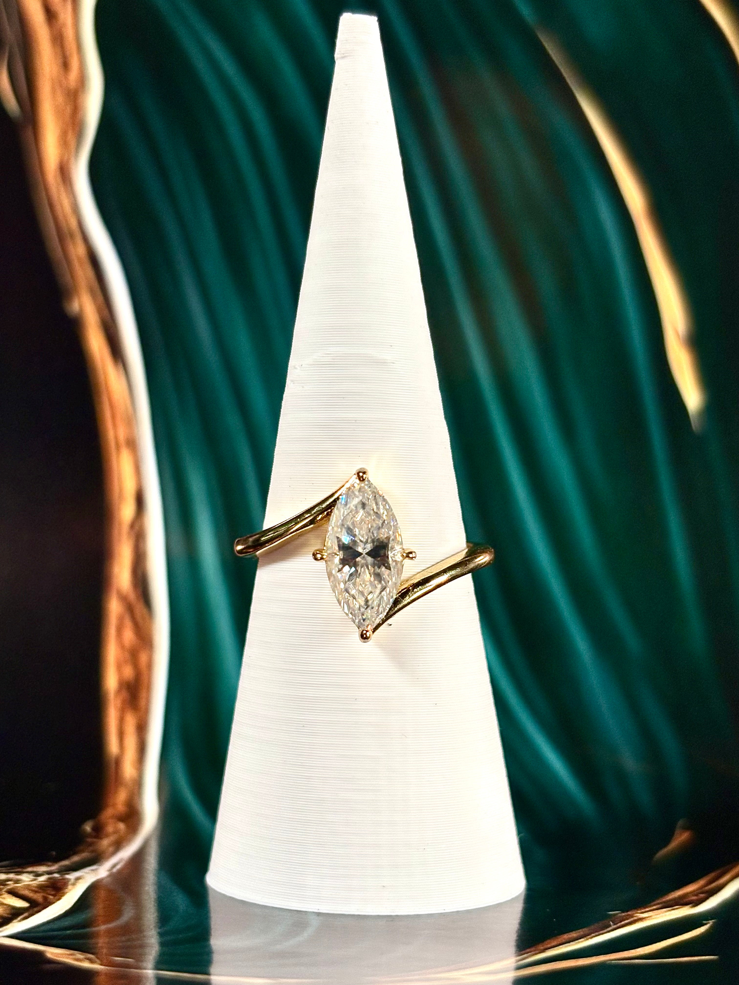 Velora – Moissanite Ring in 925 Silver Gold Plated