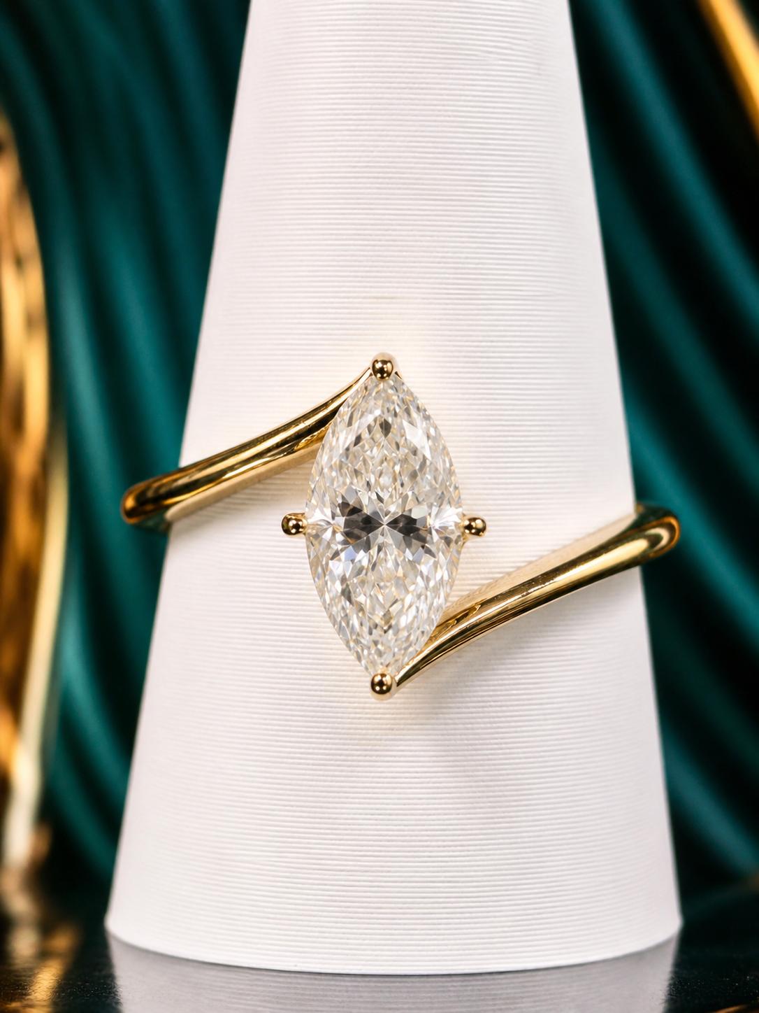 Velora – Moissanite Ring in 925 Silver Gold Plated