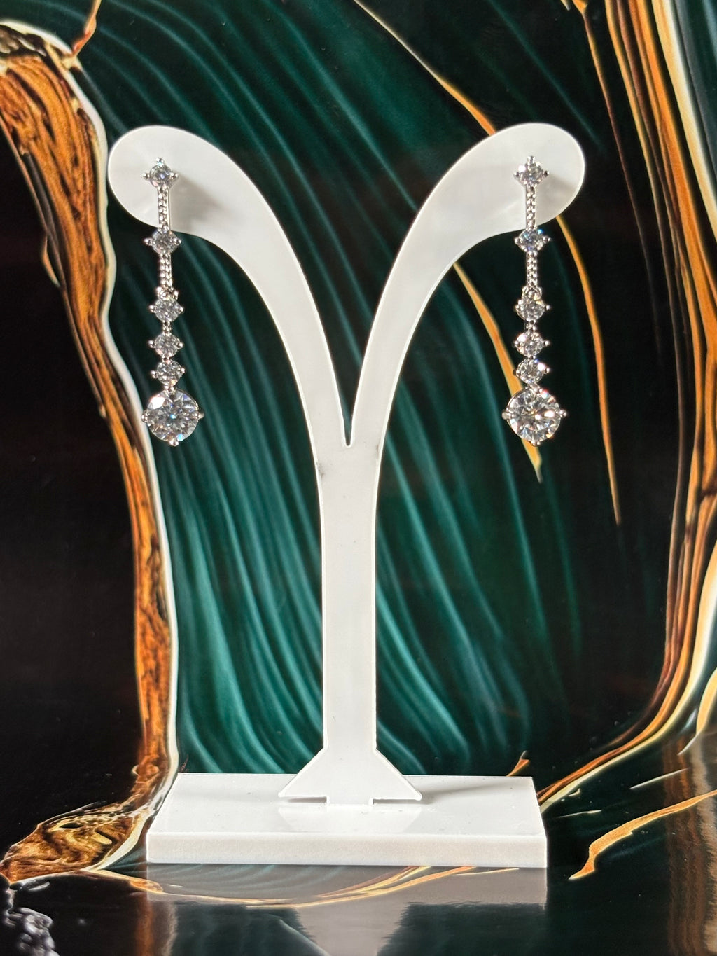 Elan Drops - Moissanite earrings in 925 Sterling Silver